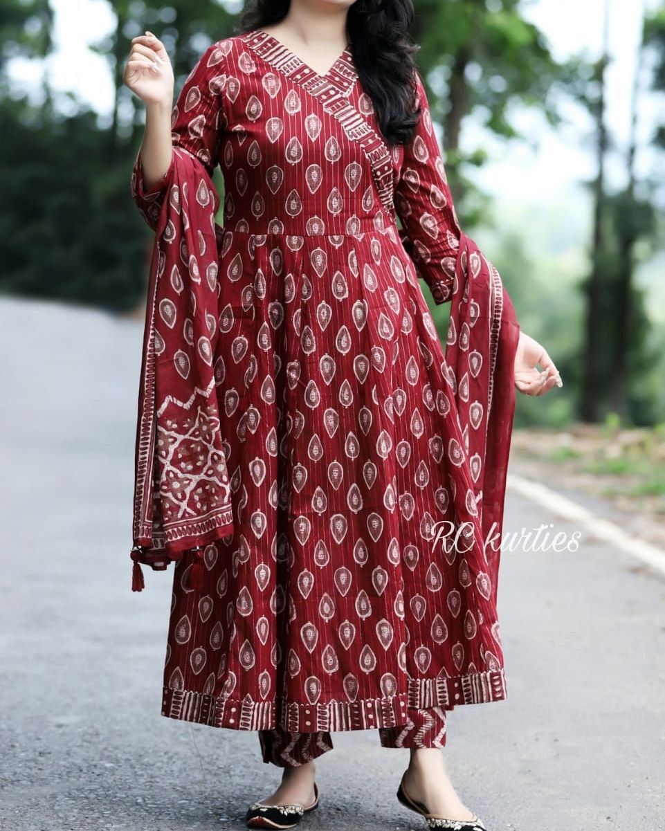 Aksar Designer Launch Mill Print Red Kurti Pant With Dupatta Collection