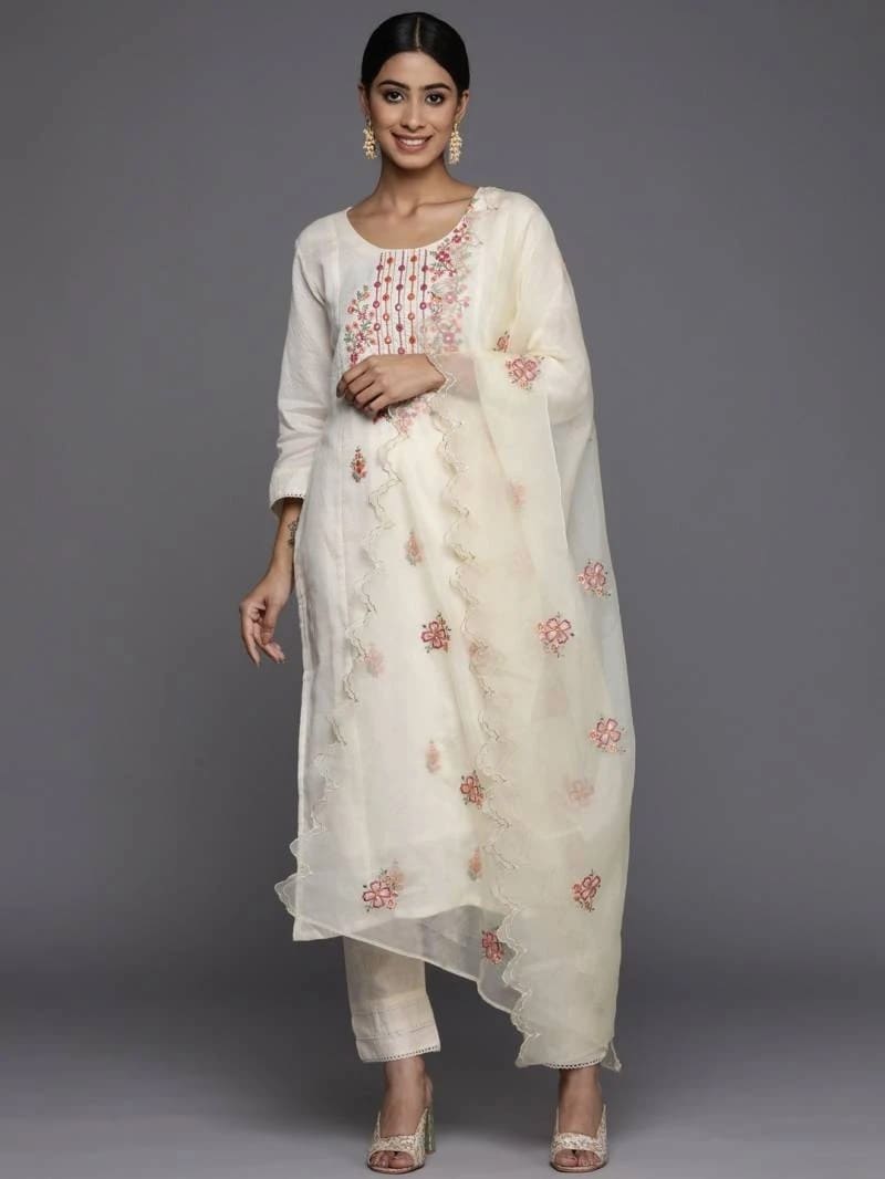 Sanna White Festive Wear Kurti With Bottom Dupatta