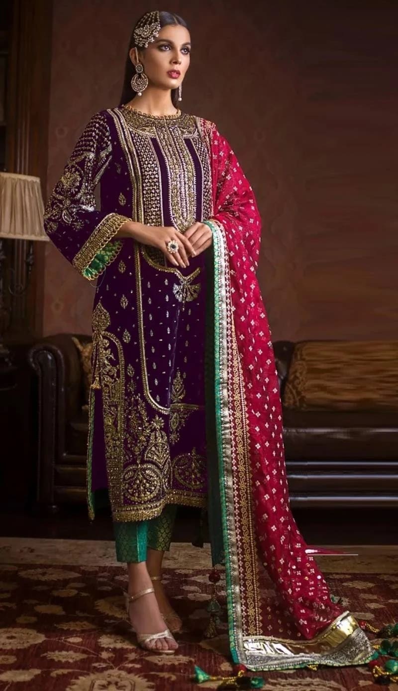 Mah E Rooh 4112 Embroidery Pakistani Salwar Suit Collection