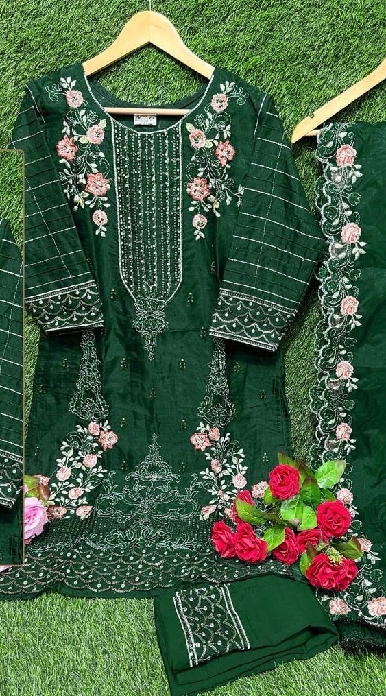 Ramsha R 1040 NX Readymade Pakistani Salwar Suits Collection