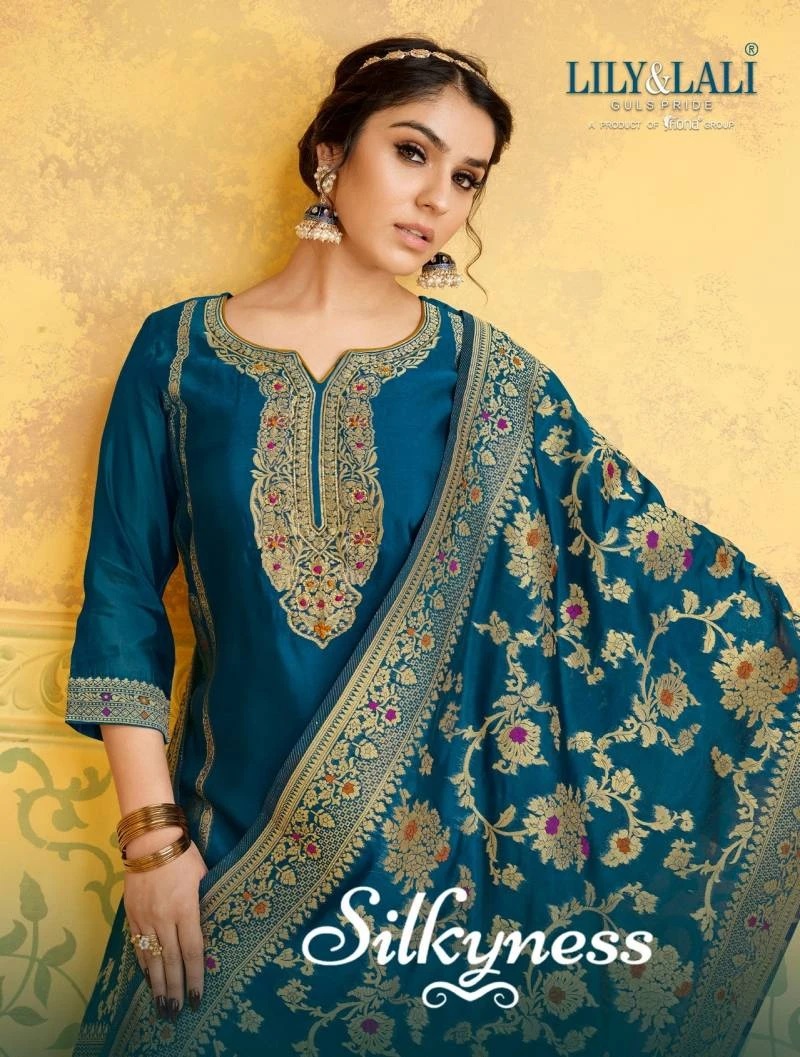 Lily And Lali Silkyness Jacquard Kurti Pant With Dupatta Collecrion