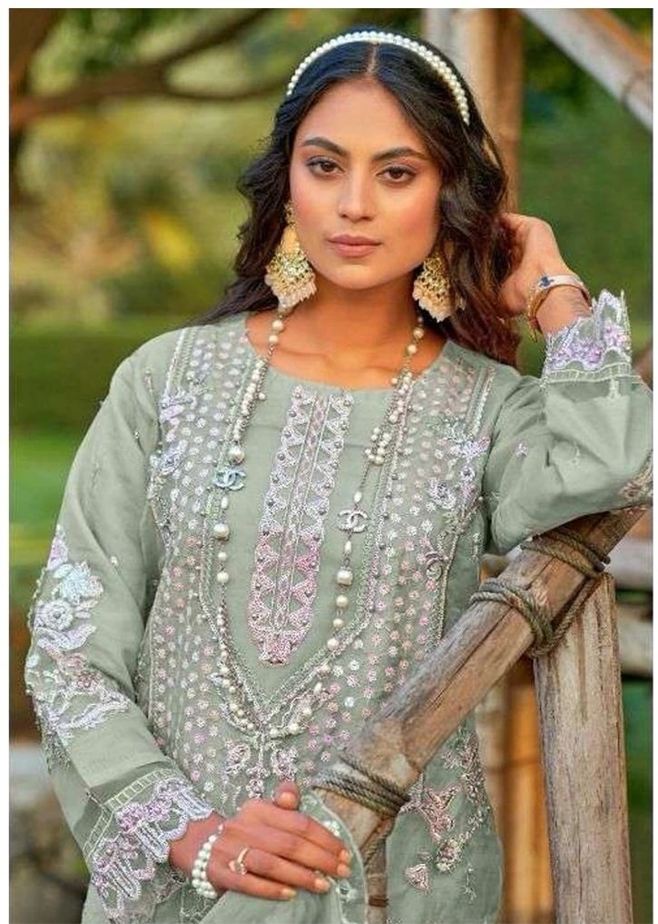 Kb Super Hit 1082 Designer Pakistani Suit Collection