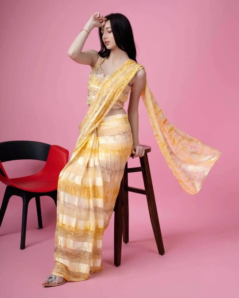 Amoha Trendz 10810 Ready To Wear Designer Saree Collection