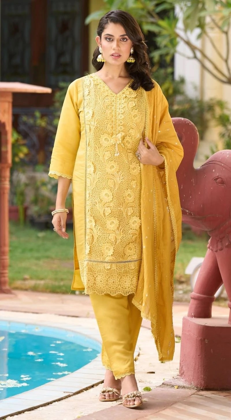 Ramsha R 1176 Nx Pakistani Readymade Suits Collection