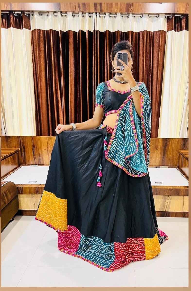 Aawiya Rajwadi 7 Navratri Lehenga Choli Collection