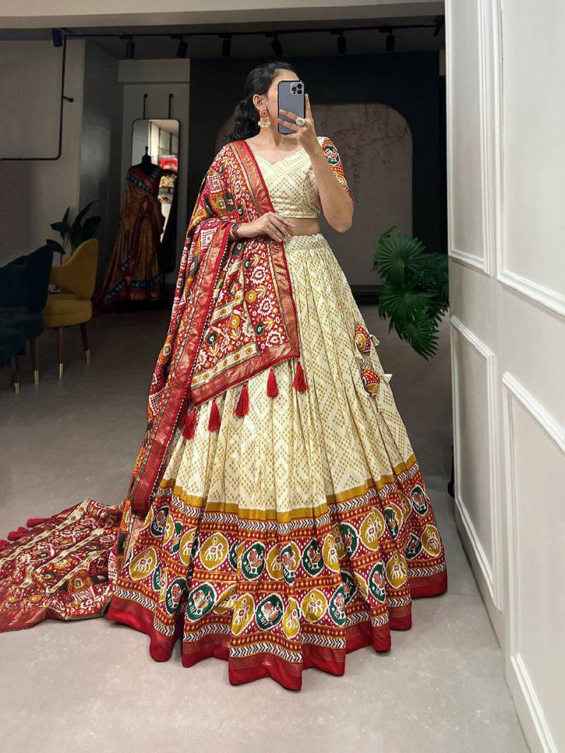 Bt 7028 Silk Bandhej Patola Lehenga Choli