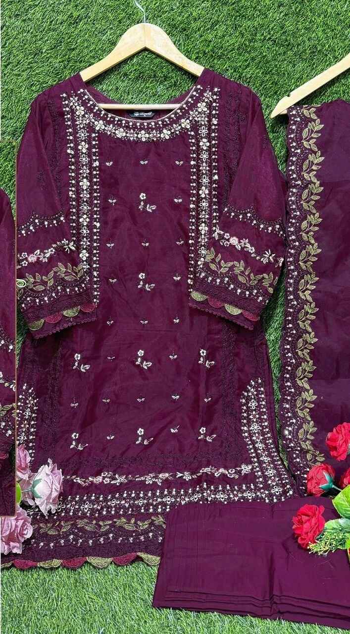 Ramsha R 1089 E To H Ready Made Pakistani Suits Collection