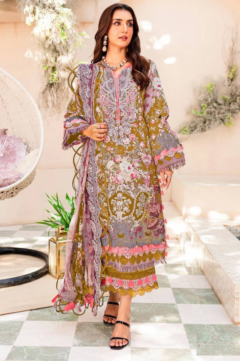 Deepsy Needle Wonder Premium 3343 Pakistani Suits With Chiffon Dupatta