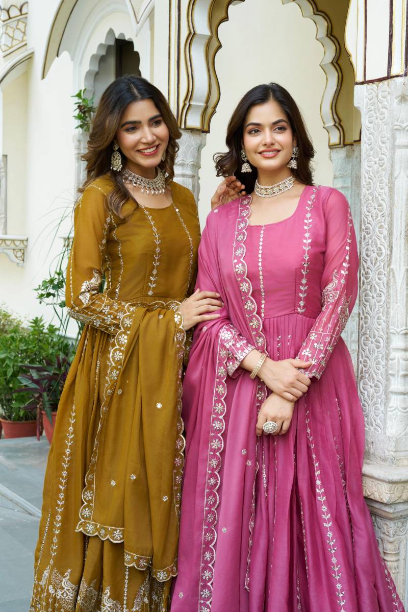 Src 139 Star Georgette Designer Long Gown Collection