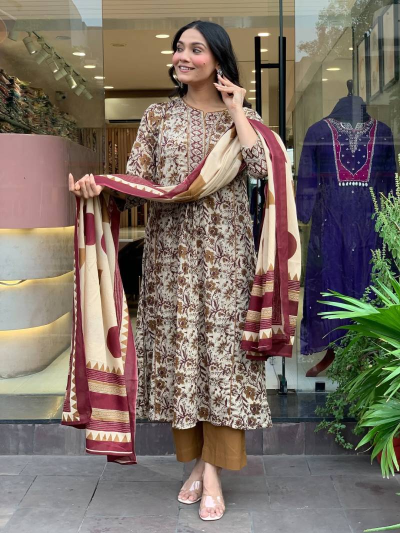 Tanya 01 Magic Cotton Printed Kurti Pant And Dupatta Collection