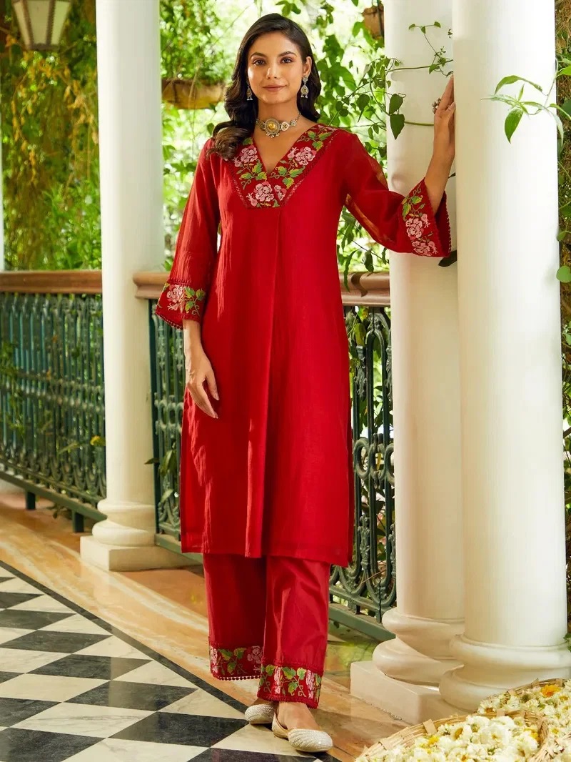 Dhruvi 459 Chanderi Embroidered Kurti Pant With Dupatta