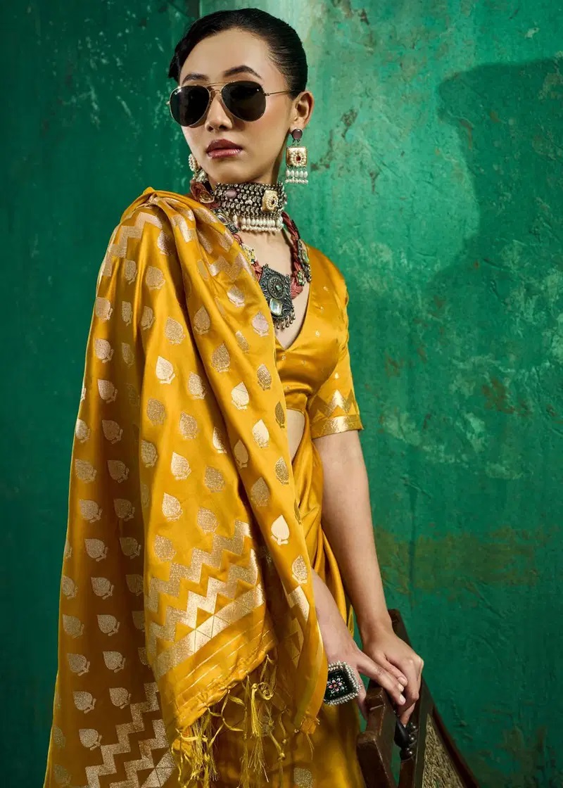 Rajtex Kanthkala Emrald Handloom Traditional Saree Collection