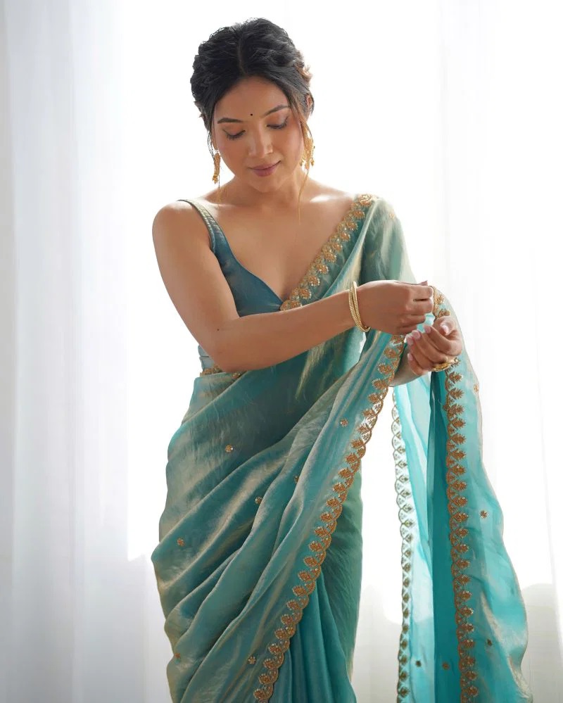 Em 22 Tissue Silk Embellished Sequinned Party Wear Saree