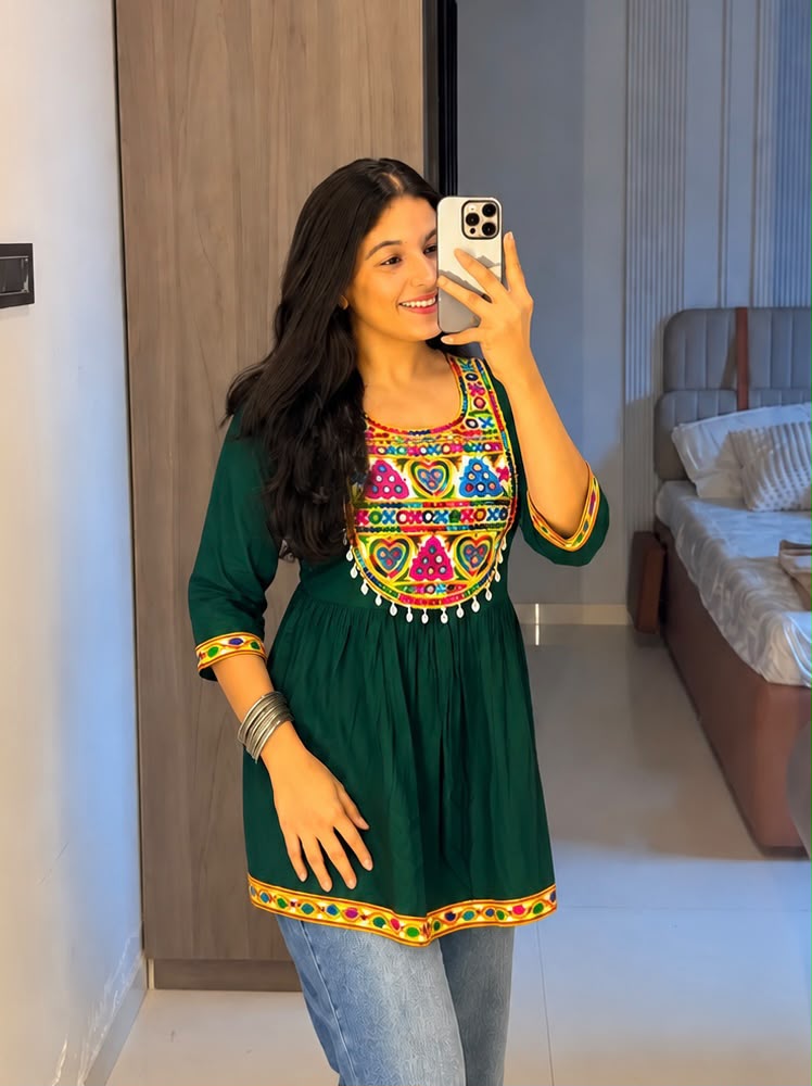 Gamthi Utsav Vol 2 Gamthi Kodi Lace Short Top Collection