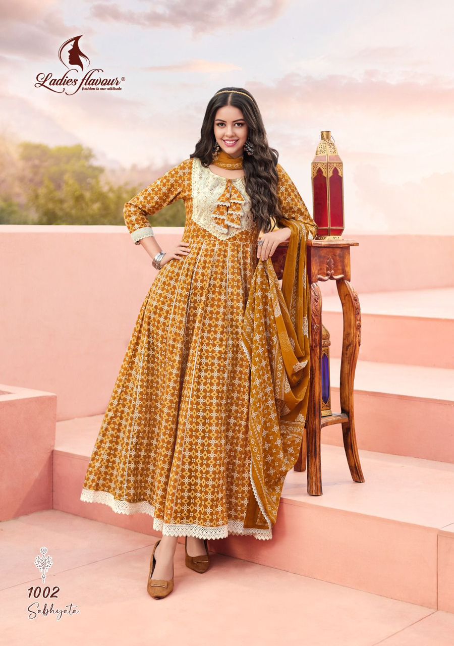 Ladies Designer Aradhna Lehriya Anarkali Kurti at Rs 449 | Gown Shape Kurti  in Surat | ID: 24028992033