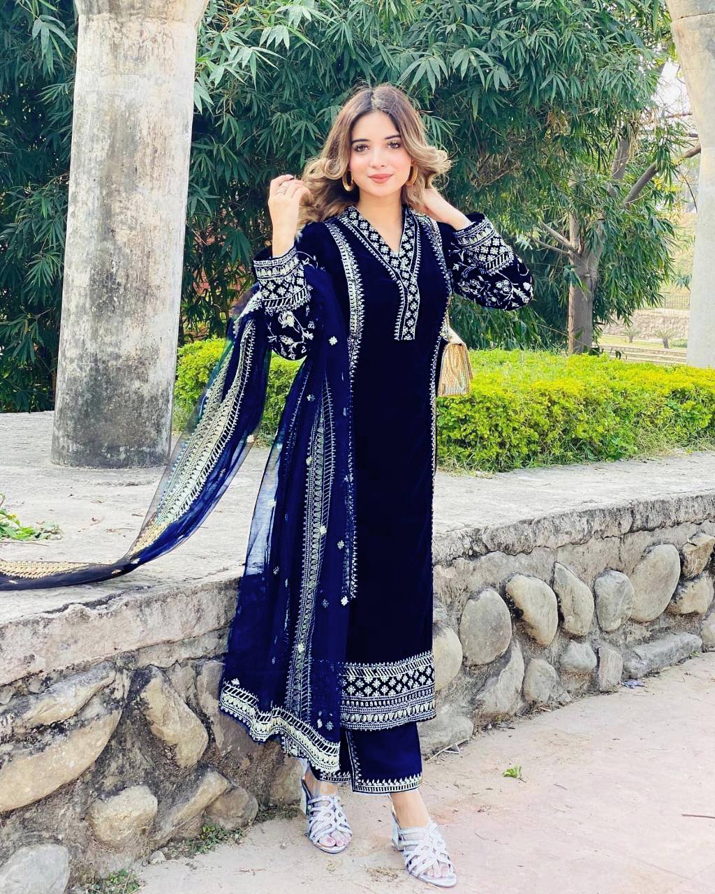 Fashion Export Special Eid Velvet With Zari Designer Salwar Kameez  Collection